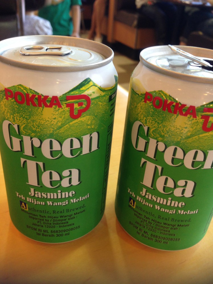 The famous Pokka Green Tea :D
