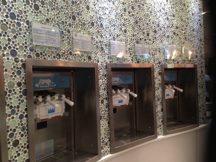 Frozen Yogurt Dispenser