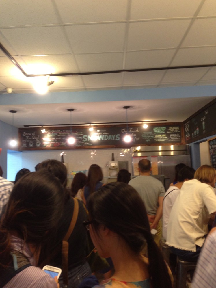 Snowdays Shavery; full of people