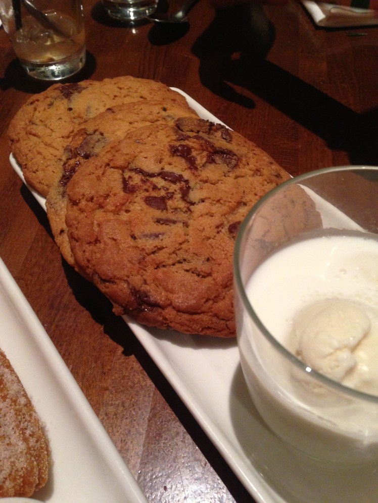 Milk & Cookies (with vanilla ice cream)